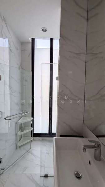 Noble BE19 Sukhumvit, Bangkok, 89 Sukhumvit 19 Alley, Khlong Tan Nua, Watthana, Bangkok, 1 Bedroom, 51 sqm, Condo For Rent, by Phoom Imruangsri, 500476999 - DDproperty.com