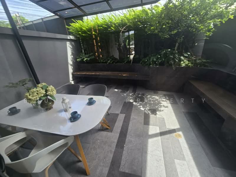 Chayada Biz Place, กรุงเทพ, ดอกไม้, ประเวศ, กรุงเทพ, 248 ตร.ม., ทาวน์เฮ้าส์ ขาย, โดย Blueprint.property, 500477008 - DDproperty.com