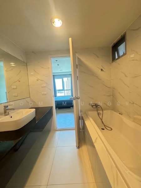 Belle Grand Rama 9, Bangkok, 131 Rama 9 Road, Huai Khwang, Bangkok, 3 Bedrooms, 106 sqm, Condo For Rent, by Phoom Imruangsri, 500477027 - DDproperty.com