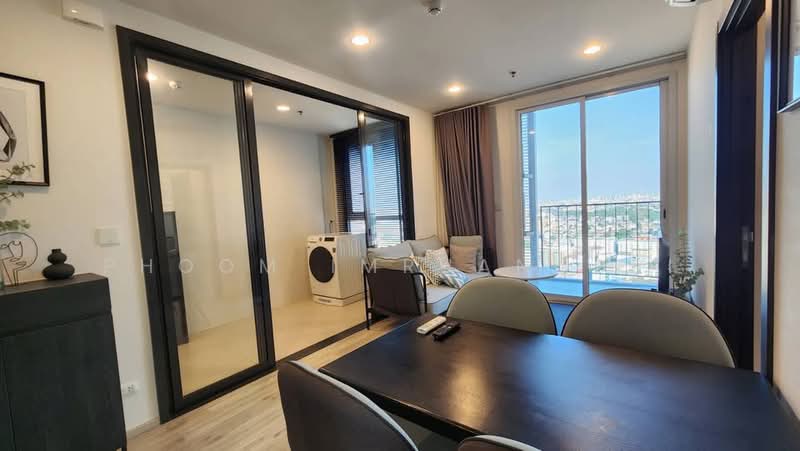 XT Huaikhwang, Bangkok, 244 Ratchadaphisek Road, Huai Khwang, Bangkok, 2 Bedrooms, 58 sqm, Condo For Rent, by Phoom Imruangsri, 500477039 - DDproperty.com
