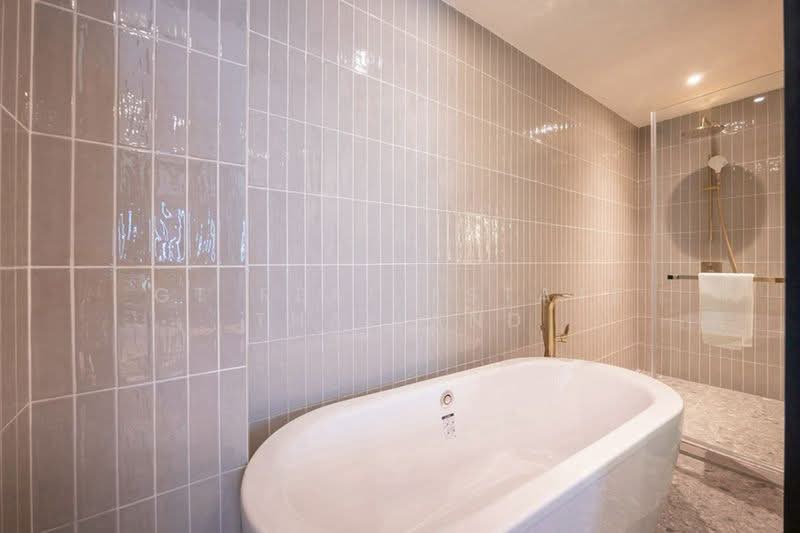 Via 34, Bangkok, 15 Soi Sukhumvit 34, Khong Tan, Khlong Toei, Bangkok, 2 Bedrooms, 94 sqm, Condo For Rent, by GT Real Estate Thailand, 500477093 - DDproperty.com
