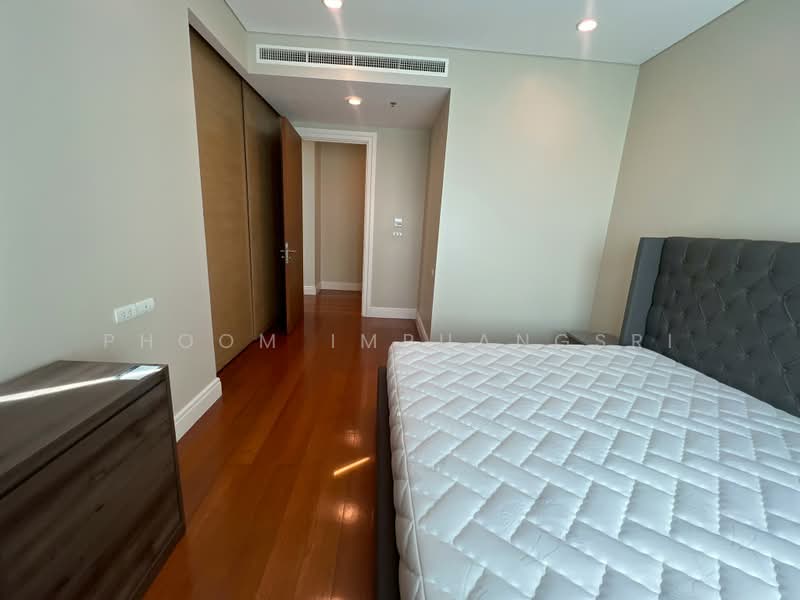 Bright Sukhumvit 24, Bangkok, Sukhumvit 24 Alley, Khong Tan, Khlong Toei, Bangkok, 3 Bedrooms, 189 sqm, Condo For Rent, by Phoom Imruangsri, 500477124 - DDproperty.com