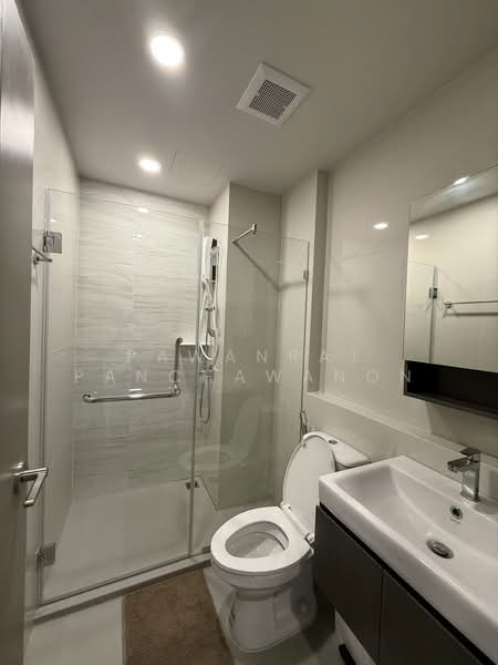 Aspire Onnut Station, Bangkok, Sukhumvit Road, Phra Kanong, Khlong Toei, Bangkok, 1 Bedroom, 31 sqm, Condo For Rent, by Pawanrat Panchawanon, 500477126 - DDproperty.com
