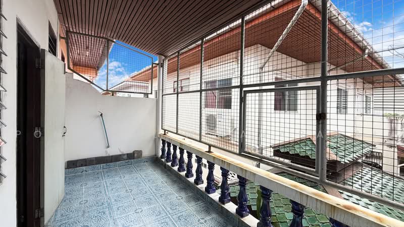 Rungkit Villa 9 Romklao 58, Bangkok, Khlong Sam Prawet, Lat Krabang, Bangkok, 2 Bedrooms, 120 sqm, Townhouse For Sale, by Ponwimol Wipanarapai, 500477138 - DDproperty.com