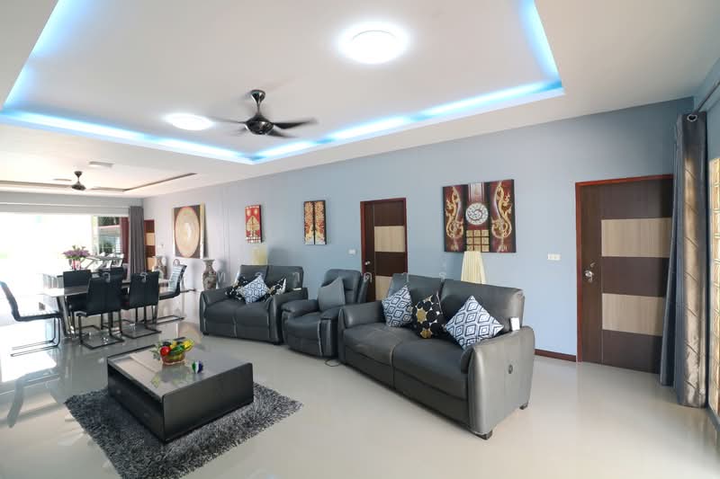 Luxury 4BR 5BA Lakeside Home for Sale Ban Tat, Udon Thani, Ban Tat, Muang Udon Thani, Udon Thani, 4 Bedrooms, 299 sqm, Single Detached House For Sale, by วีรภัทรา ดาร์เปอร์, 500477141 - DDproperty.com