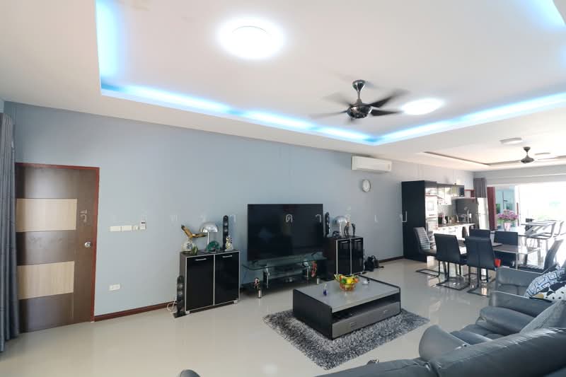 Luxury 4BR 5BA Lakeside Home for Sale Ban Tat, Udon Thani, Ban Tat, Muang Udon Thani, Udon Thani, 4 Bedrooms, 299 sqm, Single Detached House For Sale, by วีรภัทรา ดาร์เปอร์, 500477141 - DDproperty.com