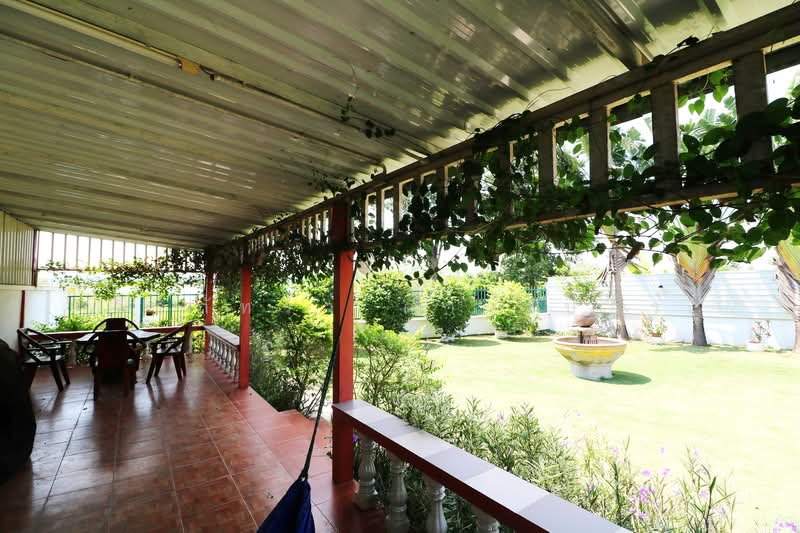 Luxury 4BR 5BA Lakeside Home for Sale Ban Tat, Udon Thani, Ban Tat, Muang Udon Thani, Udon Thani, 4 Bedrooms, 299 sqm, Single Detached House For Sale, by วีรภัทรา ดาร์เปอร์, 500477141 - DDproperty.com