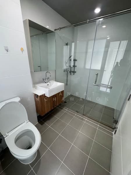 Blocs 77, Bangkok, 291 On Nut Rd, Phra Kanong Nua, Watthana, Bangkok, 1 Bedroom, 41 sqm, Condo For Rent, by Pawanrat Panchawanon, 500477155 - DDproperty.com