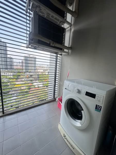 Blocs 77, Bangkok, 291 On Nut Rd, Phra Kanong Nua, Watthana, Bangkok, 1 Bedroom, 41 sqm, Condo For Rent, by Pawanrat Panchawanon, 500477155 - DDproperty.com