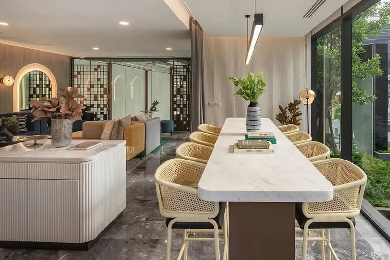 The Base Phetchaburi-Thonglor, Bangkok, Phetchaburi Rd, Bang Kapi, Huai Khwang, Bangkok, 2 Bedrooms, 46 sqm, Condo For Rent, by Phoom Imruangsri, 500477157 - DDproperty.com
