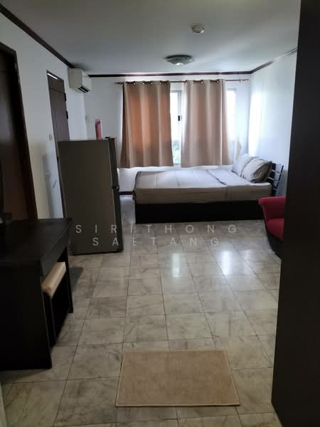 Lumpini Place Sathorn, Bangkok, 124 Naradhiwas Rajanagarindra Rd, Thung Wat Don, Sathon, Bangkok, Studio, 30 sqm, Condo For Rent, by Sirithong Saetang, 500477182 - DDproperty.com