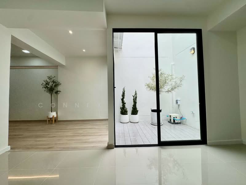 ทาวน์โฮม 2 ชั้น นาคนิวาส 4, กรุงเทพ, , ลาดพร้าว, กรุงเทพ, 21 ตร.ม., ทาวน์เฮ้าส์ ขาย, โดย Connex Property, 500477196 - DDproperty.com
