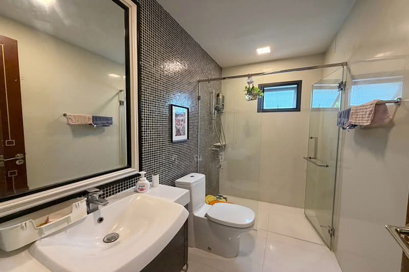 Narasiri Hideaway, Bangkok, Soi Nawamin 111, Nawamin, Bueng Kum, Bangkok, 4 Bedrooms, 330 sqm, Single Detached House For Sale, by คุณบี, 500477202 - DDproperty.com