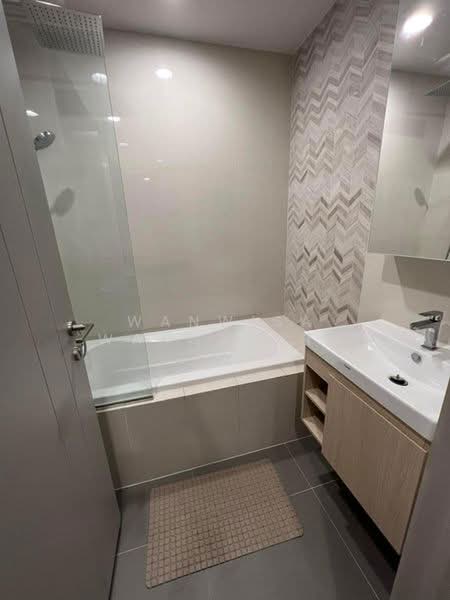 Oka Haus Sukhumvit 36, Bangkok, 3399 Rama 4 Road, Khong Tan, Khlong Toei, Bangkok, 1 Bedroom, 32 sqm, Condo For Rent, by Wanwisa Wannasarn, 500477215 - DDproperty.com