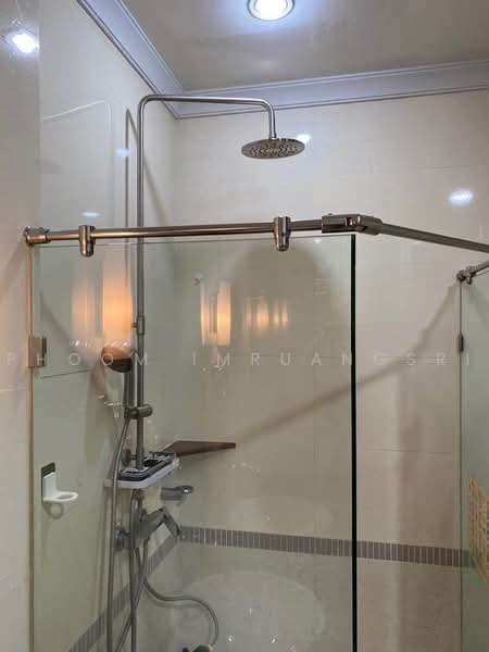 Baan Klang Krung Siam-Pathumwan, Bangkok, Petchburi Road, Thanon Phetchaburi, Ratchathewi, Bangkok, 3 Bedrooms, 140 sqm, Condo For Rent, by Phoom Imruangsri, 500477223 - DDproperty.com