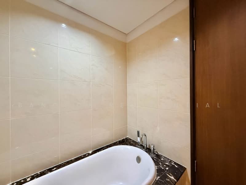 The Lakes, Bangkok, 123 Ratchadaphisek Road, Khlong Toei, Bangkok, 3 Bedrooms, 211 sqm, Condo For Rent, by Bangkok Residential, 500477257 - DDproperty.com