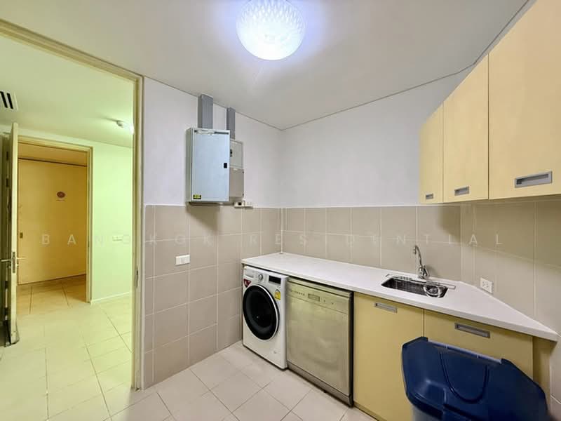 The Lakes, Bangkok, 123 Ratchadaphisek Road, Khlong Toei, Bangkok, 3 Bedrooms, 211 sqm, Condo For Rent, by Bangkok Residential, 500477257 - DDproperty.com