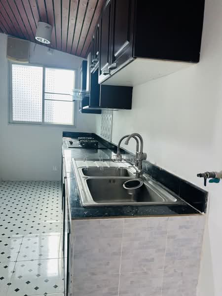 Pruksa Village 32 Delight Donmuang - Local Road, Pathum Thani, Kamphaeng Phet Road 6, Lak Hok, Muang Pathum Thani, Pathum Thani, 3 Bedrooms, 120 sqm, Single Detached House For Sale, by ศุภัทรกุล แย้มสระโส, 500477266 - DDproperty.com
