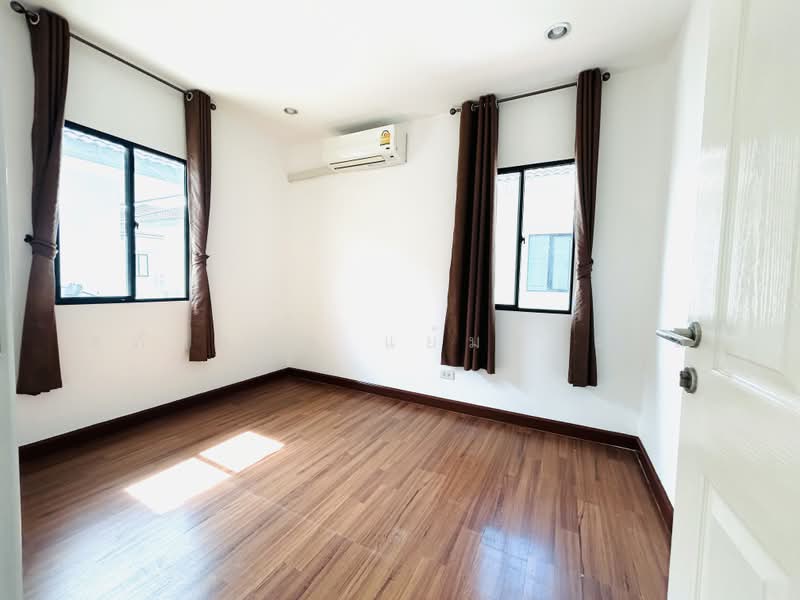 Pruksa Village 32 Delight Donmuang - Local Road, Pathum Thani, Kamphaeng Phet Road 6, Lak Hok, Muang Pathum Thani, Pathum Thani, 3 Bedrooms, 120 sqm, Single Detached House For Sale, by ศุภัทรกุล แย้มสระโส, 500477266 - DDproperty.com