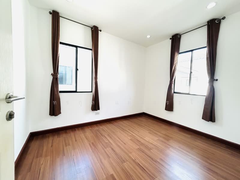 Pruksa Village 32 Delight Donmuang - Local Road, Pathum Thani, Kamphaeng Phet Road 6, Lak Hok, Muang Pathum Thani, Pathum Thani, 3 Bedrooms, 120 sqm, Single Detached House For Sale, by ศุภัทรกุล แย้มสระโส, 500477266 - DDproperty.com