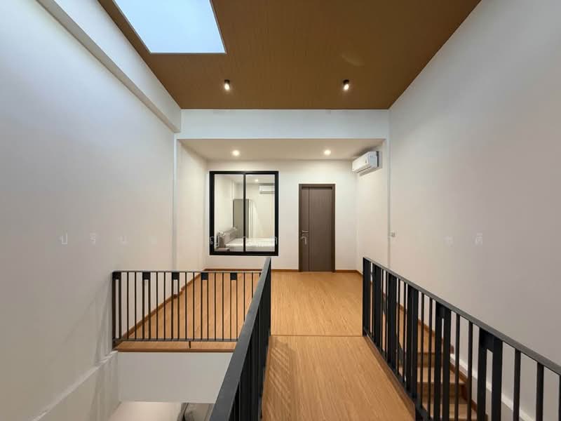 Townhouse Pridi Banomyong 42, Bangkok, Sukhumvit 71, Khlong Tan Nua, Watthana, Bangkok, 3 Bedrooms, 190 sqm, Townhouse For Rent, by ปรินทร์ญาดา ชิณโชติ, 500477279 - DDproperty.com