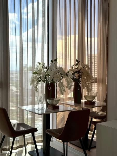 Mazarine Ratchayothin, Bangkok, Soi Phahonyothin 30, Phahonyothin Road, Chan Kasem, Chatuchak, Bangkok, 2 Bedrooms, 49 sqm, Condo For Rent, by Chatchaya Sa-Nguanklang, 500477287 - DDproperty.com
