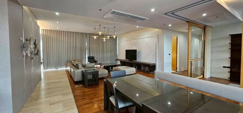 Domus 18, Bangkok, Soi Sukhumvit 18, Khlong Toei, Bangkok, 3 Bedrooms, 250 sqm, Condo For Rent, by Phoom Imruangsri, 500477339 - DDproperty.com