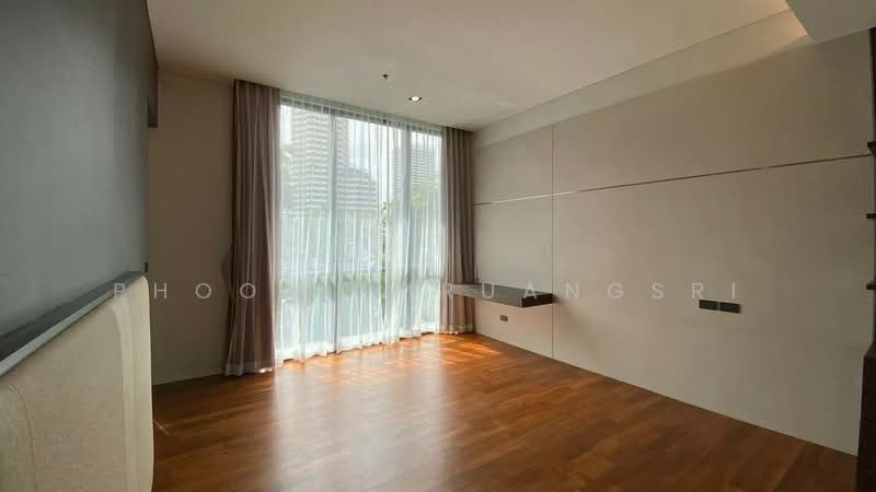 Domus 18, Bangkok, Soi Sukhumvit 18, Khlong Toei, Bangkok, 3 Bedrooms, 250 sqm, Condo For Rent, by Phoom Imruangsri, 500477339 - DDproperty.com
