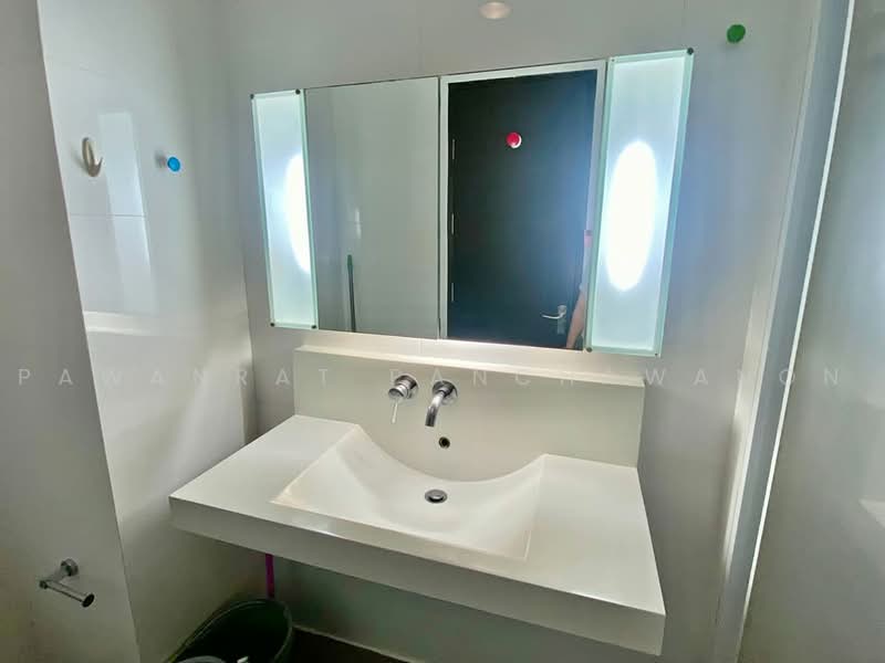 Rhythm Ratchada, Bangkok, 558 Ratchadaphisek Road, Samsen Nok, Huai Khwang, Bangkok, 1 Bedroom, 45 sqm, Condo For Rent, by Pawanrat Panchawanon, 500477345 - DDproperty.com