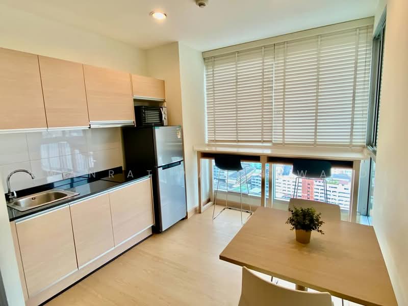 Rhythm Ratchada, Bangkok, 558 Ratchadaphisek Road, Samsen Nok, Huai Khwang, Bangkok, 1 Bedroom, 45 sqm, Condo For Rent, by Pawanrat Panchawanon, 500477345 - DDproperty.com