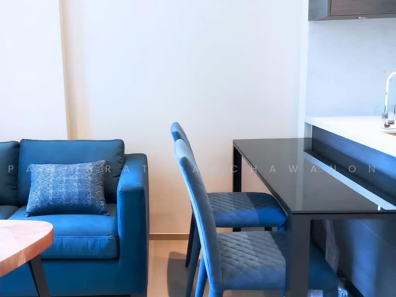 The Esse Asoke, Bangkok, 333 Soi Sukhumvit 21, Sukhumvit Road, Khlongtoei Nua, Watthana, Bangkok, Studio, 37 sqm, Condo For Rent, by Pawanrat Panchawanon, 500477380 - DDproperty.com