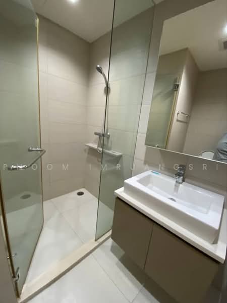 Siri At Sukhumvit, Bangkok, 902 Sukhumvit Road, Phra Kanong, Khlong Toei, Bangkok, 2 Bedrooms, 84 sqm, Condo For Rent, by Phoom Imruangsri, 500477388 - DDproperty.com