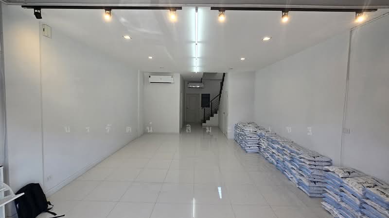 Workplace Petchkasem 81-2, Bangkok, Nong Kang Plu, Nong Khaem, Bangkok, , 380 sqm, Shophouse For Sale, by นรรัตน์ สิมะพิเชฐ, 500477392 - DDproperty.com