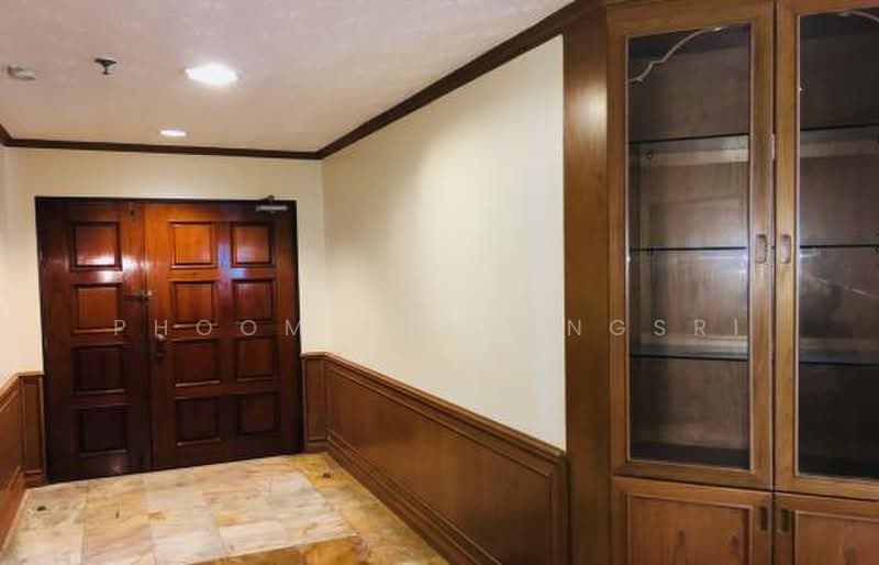 Fifty Fifth Tower, Bangkok, 84 Soi Sukhumvit 55, Sukhumvit Road, Khlong Tan Nua, Watthana, Bangkok, 3 Bedrooms, 270 sqm, Condo For Rent, by Phoom Imruangsri, 500477396 - DDproperty.com