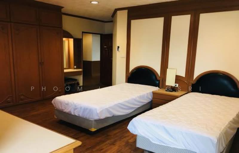 Fifty Fifth Tower, Bangkok, 84 Soi Sukhumvit 55, Sukhumvit Road, Khlong Tan Nua, Watthana, Bangkok, 3 Bedrooms, 270 sqm, Condo For Rent, by Phoom Imruangsri, 500477396 - DDproperty.com