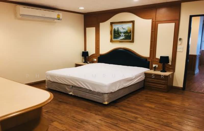 Fifty Fifth Tower, Bangkok, 84 Soi Sukhumvit 55, Sukhumvit Road, Khlong Tan Nua, Watthana, Bangkok, 3 Bedrooms, 270 sqm, Condo For Rent, by Phoom Imruangsri, 500477396 - DDproperty.com