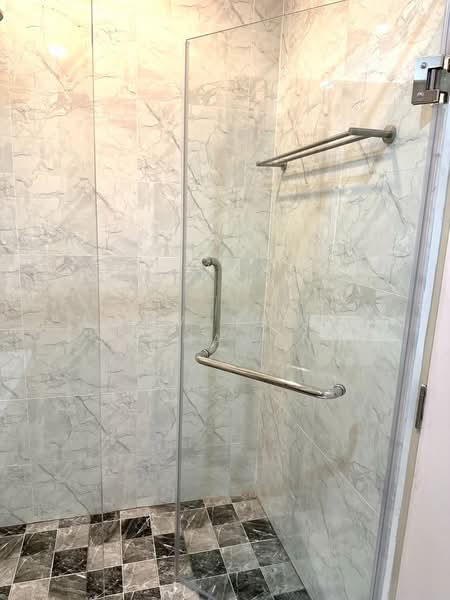 Q House Condo Sathorn, Bangkok, Thonburi Road, Khlong Ton Sai, Khlong San, Bangkok, 1 Bedroom, 42 sqm, Condo For Rent, by Pawanrat Panchawanon, 500477409 - DDproperty.com
