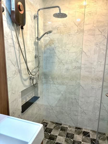 Q House Condo Sathorn, Bangkok, Thonburi Road, Khlong Ton Sai, Khlong San, Bangkok, 1 Bedroom, 42 sqm, Condo For Rent, by Pawanrat Panchawanon, 500477409 - DDproperty.com