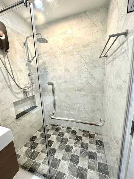 Q House Condo Sathorn : คิวเฮ้าส์ คอนโด สาทร, กรุงเทพ, ถนนกรุงธนบุรี แขวงคลองต้นไทร เขตคลองสาน กรุงเทพมหานคร 10600, คลองต้นไทร, คลองสาน, กรุงเทพ, 42 ตร.ม., คอนโด ให้เช่า, โดย Pawanrat Panchawanon, 500477409 - DDproperty.com