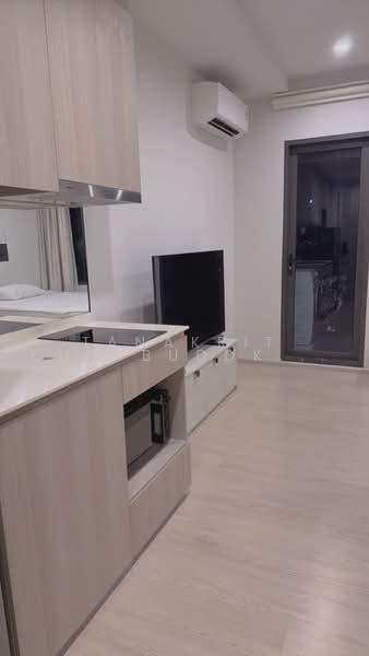 Reference Sathorn-Wongwianyai, Bangkok, Krung Thonburi 2 Alley, Bang Lam Phu Lang, Khlong San, Bangkok, 1 Bedroom, 26 sqm, Condo For Rent, by Tanakrit Chotbuddkayan, 500477425 - DDproperty.com
