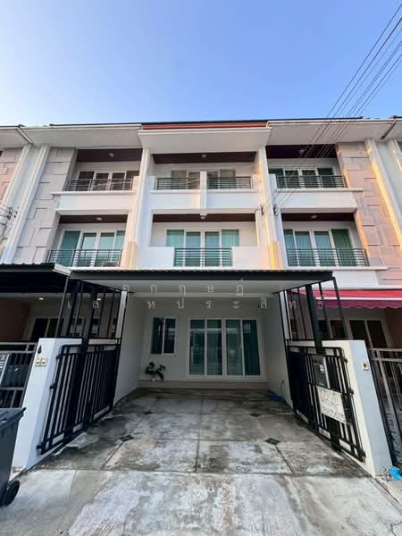 Baan Klang Muang S-Sense Rama 9-Ladprao, Bangkok, Soi Ladprao 84, Ladprao Road, Wang Thonglang, Bangkok, 3 Bedrooms, 167 sqm, Townhouse For Sale, by Aukrit Laohaprasit, 500477458 - DDproperty.com