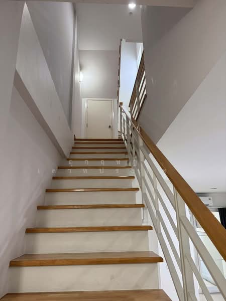 Baan Klang Muang S-Sense Rama 9-Ladprao, Bangkok, Soi Ladprao 84, Ladprao Road, Wang Thonglang, Bangkok, 3 Bedrooms, 167 sqm, Townhouse For Sale, by Aukrit Laohaprasit, 500477458 - DDproperty.com