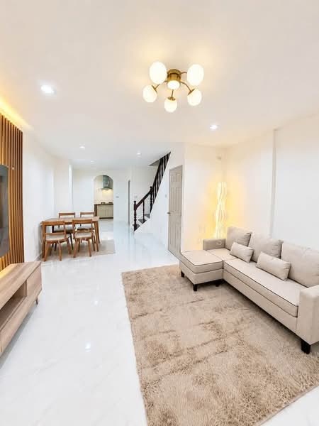 Baan Chatklao Villa, Bangkok, Khlong Kum, Bueng Kum, Bangkok, 2 Bedrooms, 93 sqm, Townhouse For Sale, by Supitcha Wongisaraseri, 500477464 - DDproperty.com