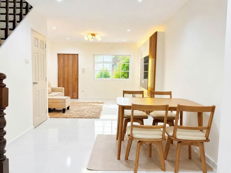 Baan Chatklao Villa, Bangkok, Khlong Kum, Bueng Kum, Bangkok, 2 Bedrooms, 93 sqm, Townhouse For Sale, by Supitcha Wongisaraseri, 500477464 - DDproperty.com