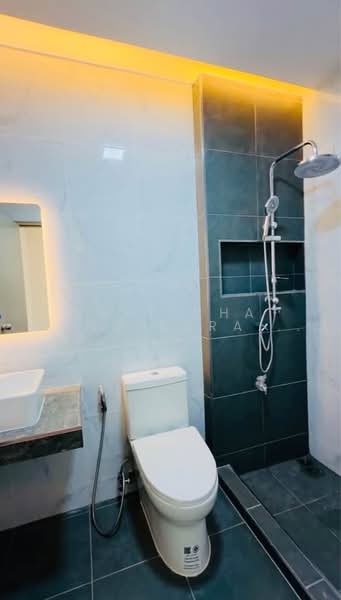 Baan Chatklao Villa, Bangkok, Khlong Kum, Bueng Kum, Bangkok, 2 Bedrooms, 93 sqm, Townhouse For Sale, by Supitcha Wongisaraseri, 500477464 - DDproperty.com