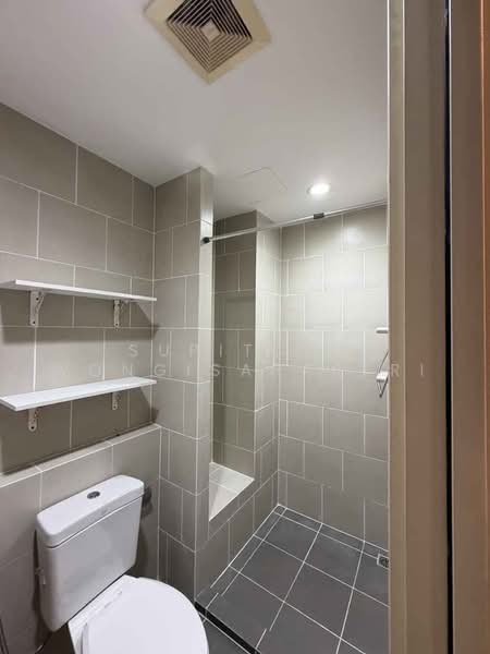 The Base Urban Rama 9, Bangkok, Huai Khwang, Bangkok, 2 Bedrooms, 52 sqm, Condo For Sale, by Supitcha Wongisaraseri, 500477472 - DDproperty.com