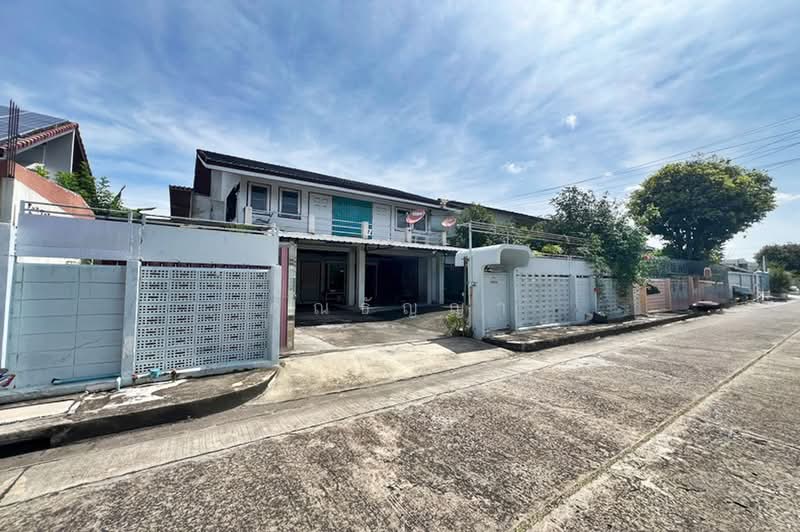 Moobaan Sena Niwet Project 1 : หมู่บ้านเสนานิเวศน์โครงการ 1, กรุงเทพ, ถนนเสนานิคม 1, จรเข้บัว, ลาดพร้าว, กรุงเทพ, 250 ตร.ม., บ้านเดี่ยว ขาย, โดย คุณธัญญ่า, 500477483 - DDproperty.com