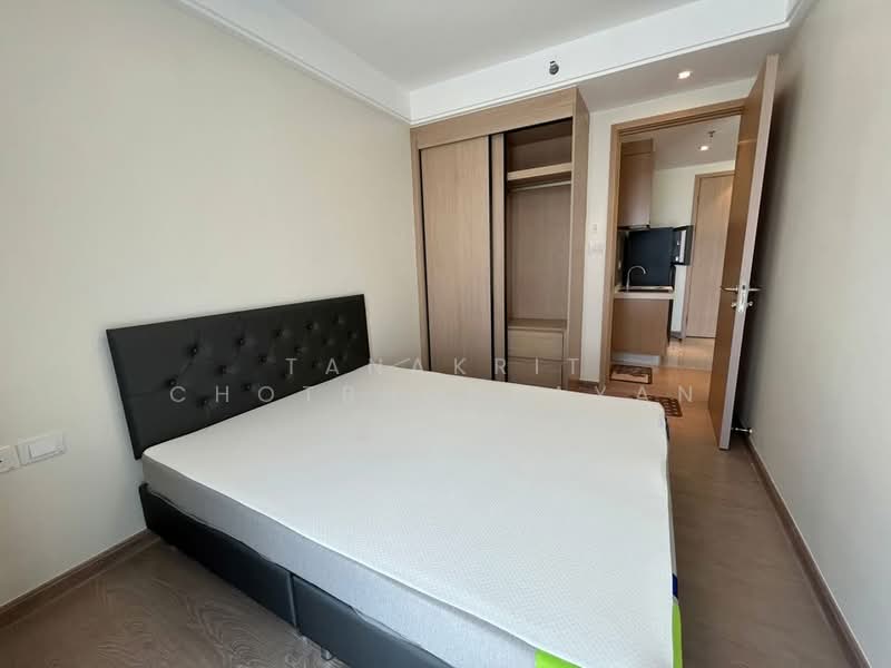 Regal Sathon-Naradhiwas, Bangkok, Naradhiwas Rajanagarindra Road, Thung Maha Mek, Sathon, Bangkok, 1 Bedroom, 35 sqm, Condo For Rent, by Tanakrit Chotbuddkayan, 500477484 - DDproperty.com