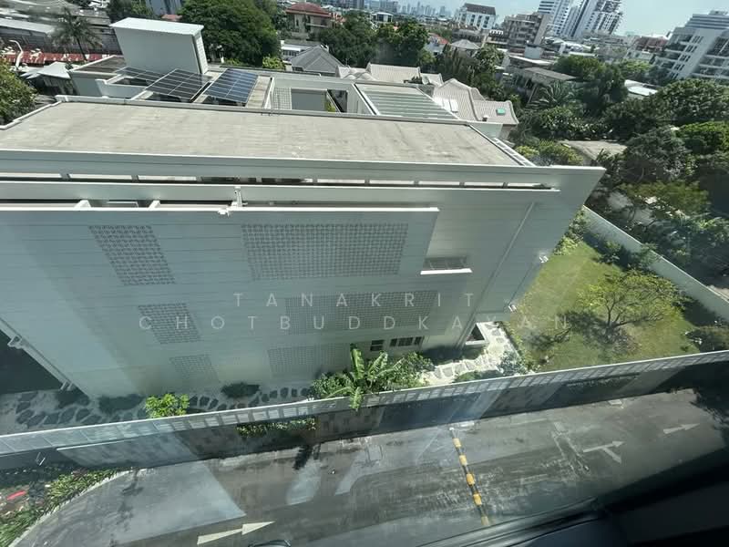 Regal Sathon-Naradhiwas, Bangkok, Naradhiwas Rajanagarindra Road, Thung Maha Mek, Sathon, Bangkok, 1 Bedroom, 35 sqm, Condo For Rent, by Tanakrit Chotbuddkayan, 500477484 - DDproperty.com