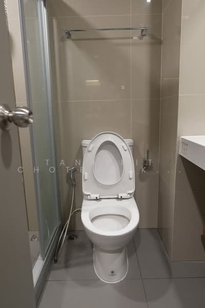 IDEO Sathorn-Wongwian Yai, Bangkok, 219 Soi Krung Thonburi 1, Khlong Ton Sai, Khlong San, Bangkok, 1 Bedroom, 34 sqm, Condo For Rent, by Tanakrit Chotbuddkayan, 500477488 - DDproperty.com